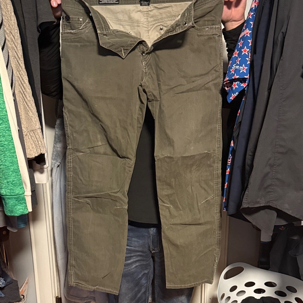 Kuhl Khaki Pants